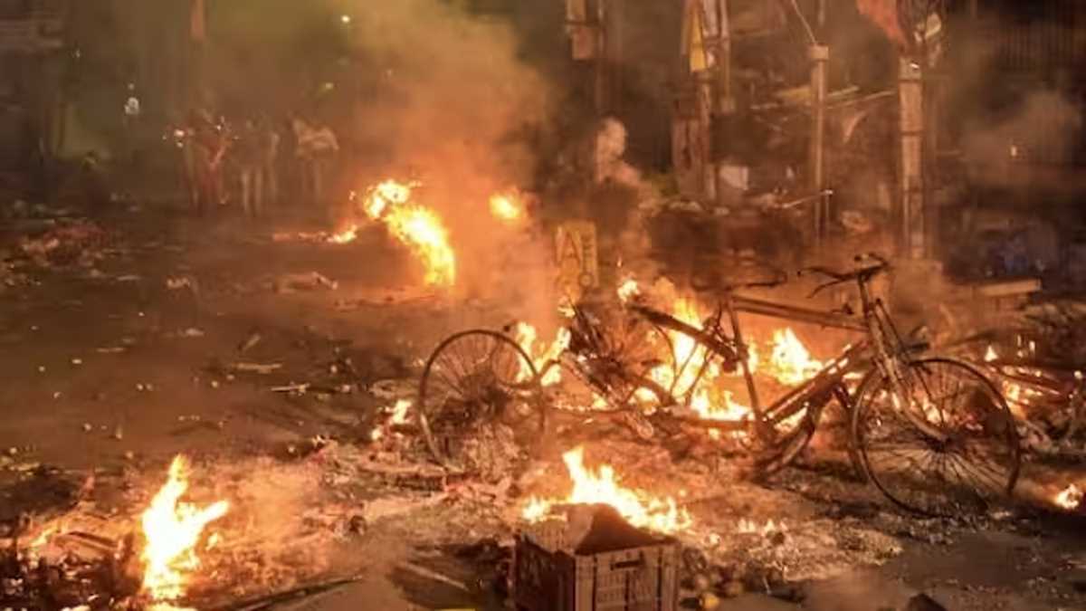 त्योहार पर हिंसा